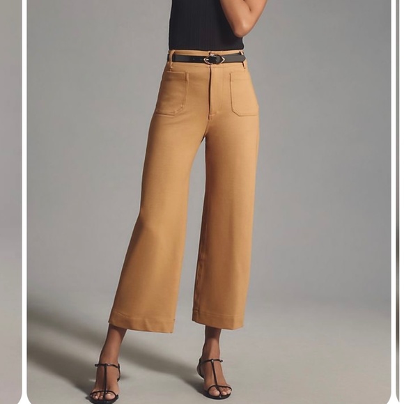Anthropologie/Maeve The Cropped Colette in Beige Ponte Edition. Size 32. NWT